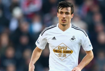 VIDEO: Cú rocket của Jack Cork nâng tỷ số lên 2-0 cho Swansea